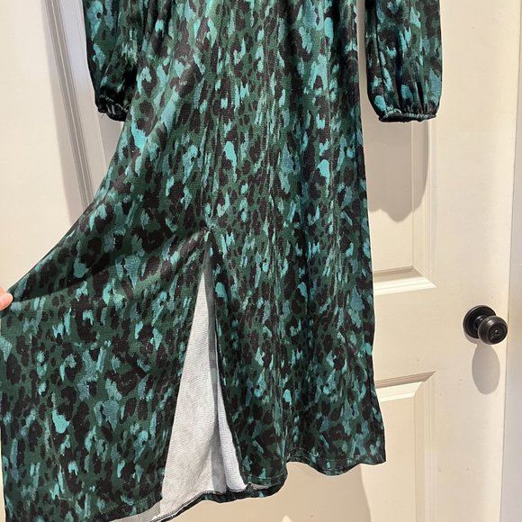 Pull&Bear Gorgeous green leopard like print maxi dress with slit - Picture 6 of 7